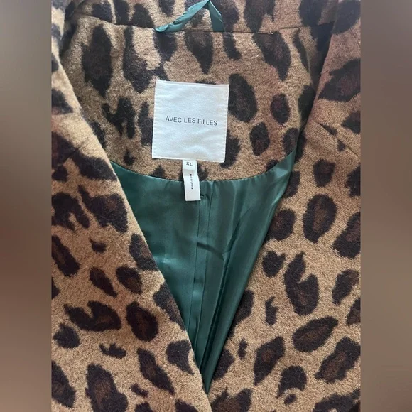 Long Leopard Coat - Picture 7 of 7